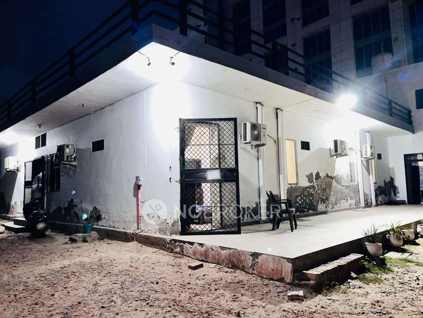 PG for Girls in Sector 10