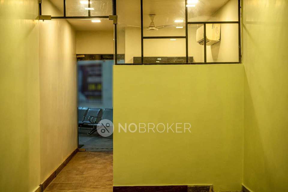 Shop in Rohini, Delhi for Rent 