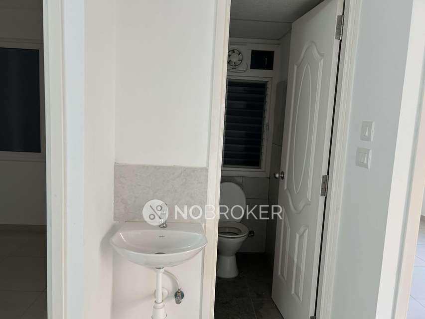 3 BHK Flat In Urbanrise Revolution One For Sale  In Padur