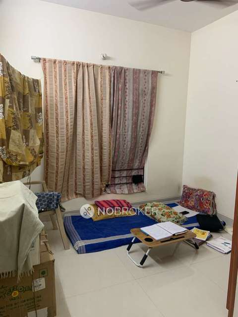 2 BHK Flat In Embassy Residency For Sale  In Perumbakkam