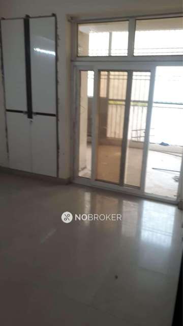 3 BHK Flat In Amrpali Grand For Sale  In Zeta 1