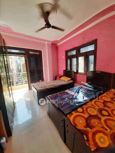 PG for Girls in Shakarpur