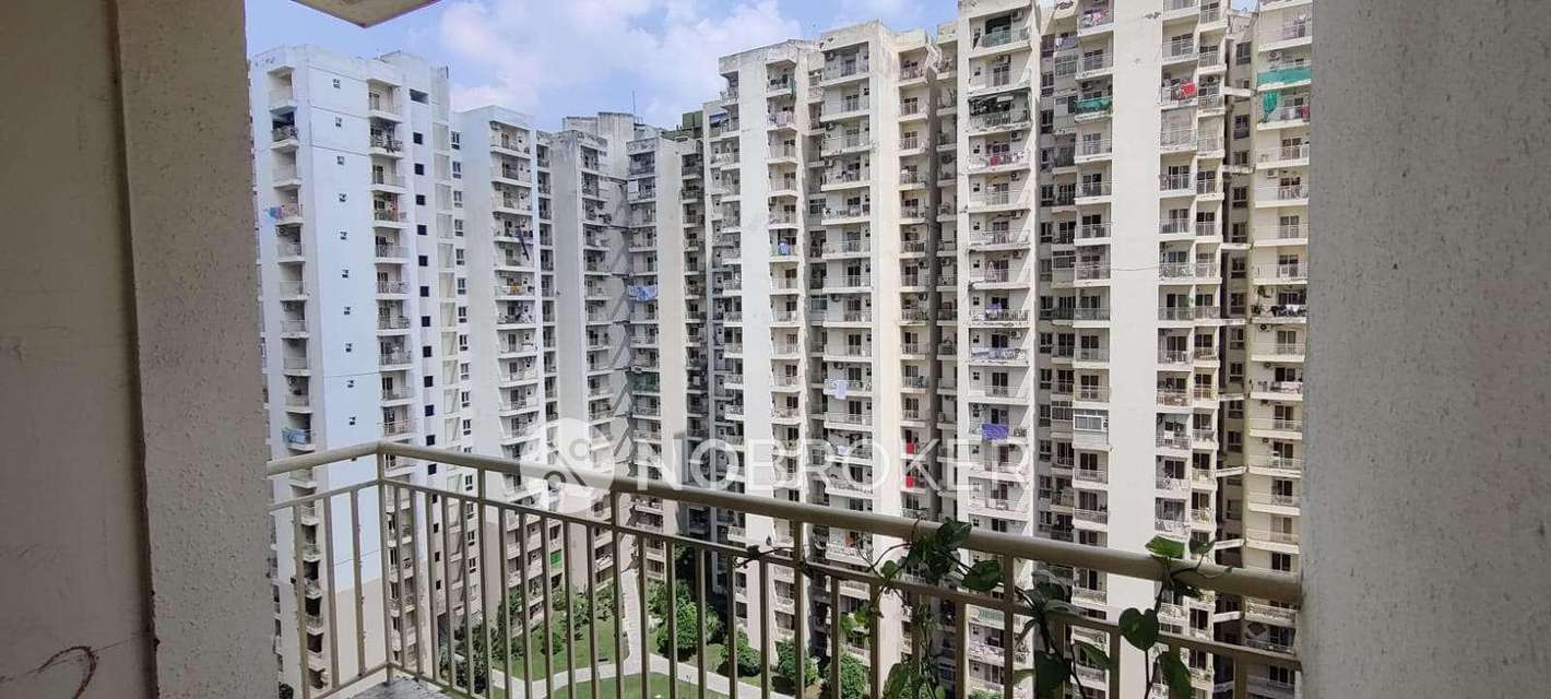 3 BHK Flat In Paramount Emotions For Sale  In Bisrakh Jalalpur