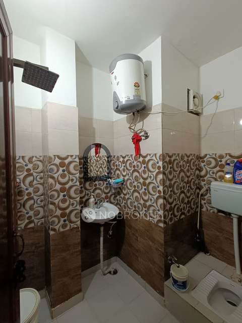 3 BHK Flat In Vikas Apartment For Sale  In Raj Nagar Pt 2