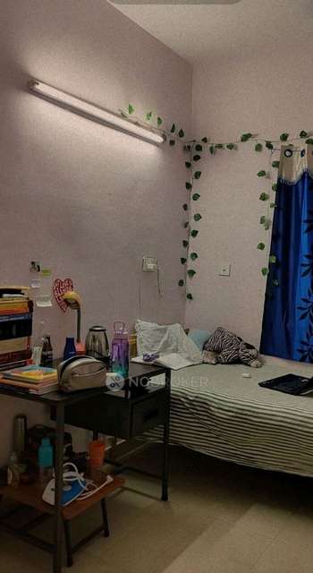 PG for Girls in Ashok Nagar, Himayatnagar