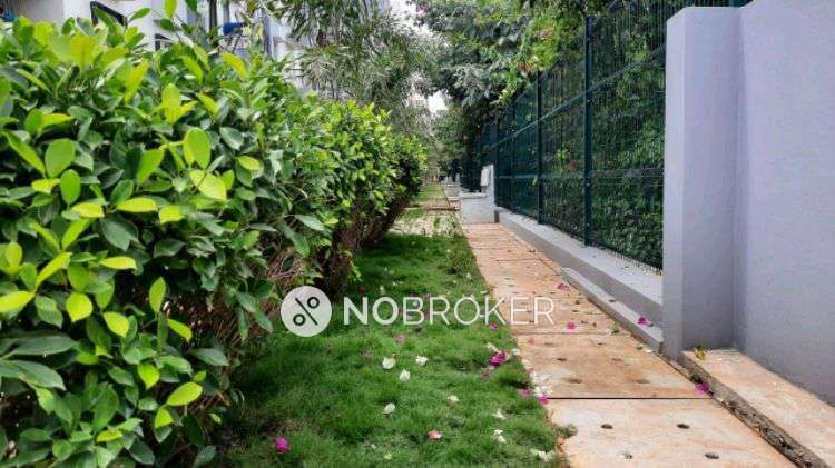 2 BHK Flat In Sbr Horizon For Sale  In  Whitefield