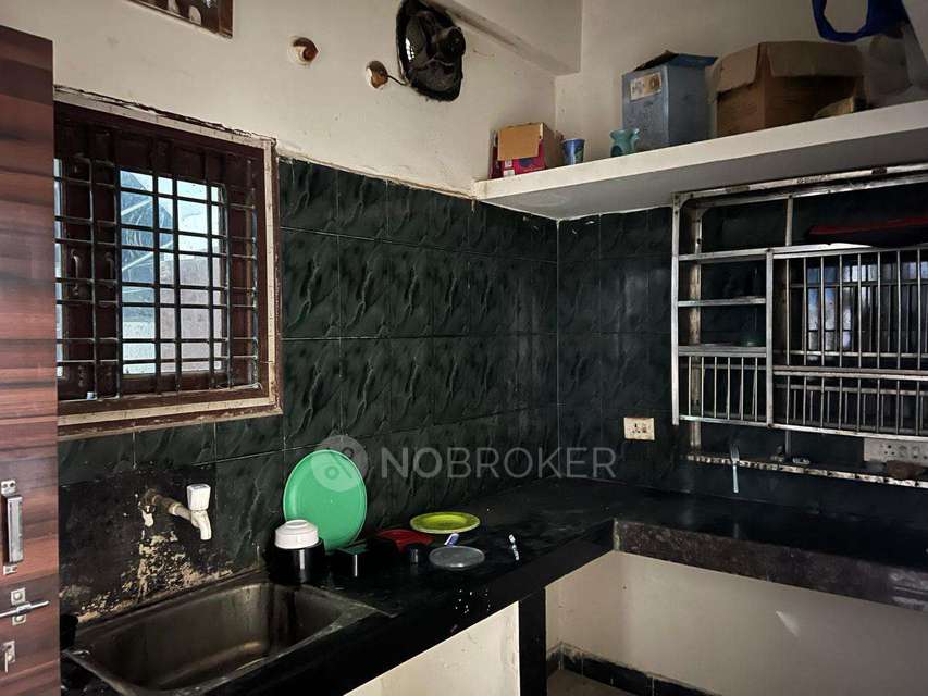 Godown/Warehouse in Madhapur, Hyderabad for Rent 