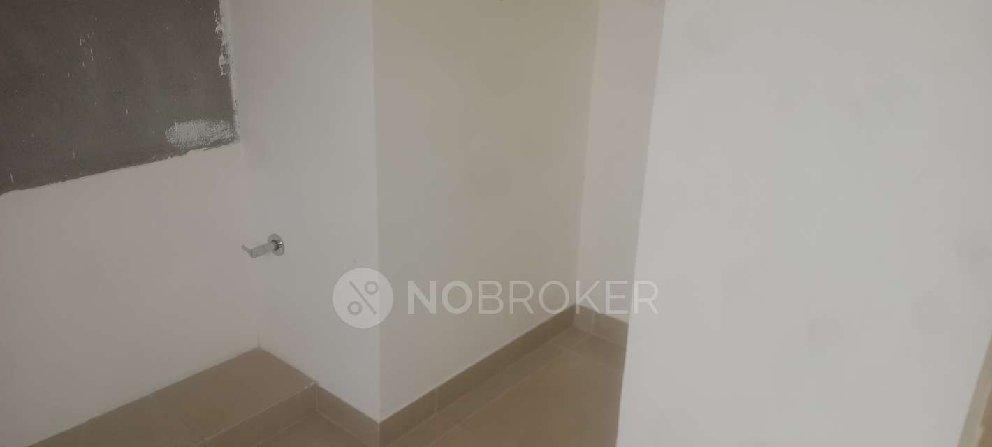2 BHK Flat In Tvs Emerald Atrium, Kollapakkam For Sale  In Kollapakkam