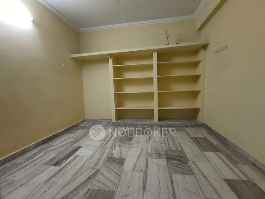 2 BHK Flat In Lakshmi Nivas For Sale  In Bolarum