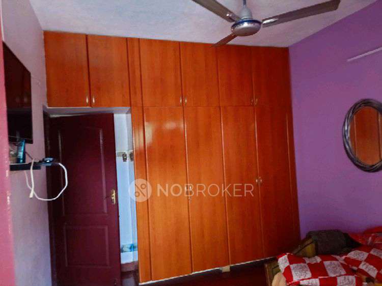 3 BHK Flat In Sri Vignesh Flats For Sale  In Madipakkam