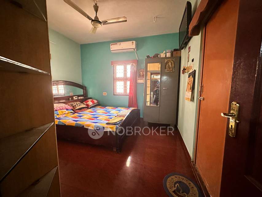 3 BHK Flat In Sri Vignesh Flats For Sale  In Madipakkam