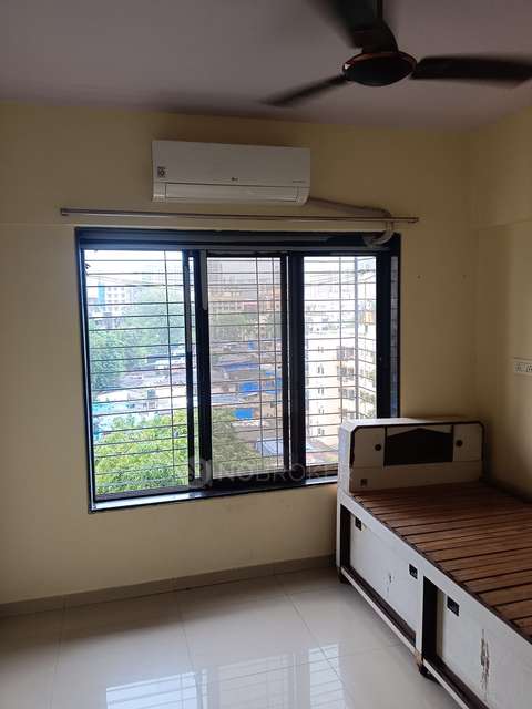 1 BHK Flat In Vishal Enclave For Sale  In Dahisar East