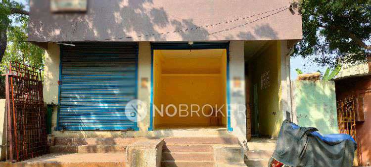 Shop in 886, Maniammai St, Kolavizhi Amman, Palavakkam, Chennai, Tamil Nadu 600041, India, Chennai for Rent 