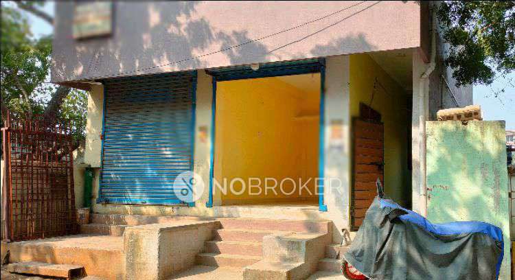 Shop in 886, Maniammai St, Kolavizhi Amman, Palavakkam, Chennai, Tamil Nadu 600041, India, Chennai for Rent 