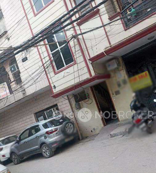 4 BHK Flat In Standalone Building  For Sale  In Vikaspuri