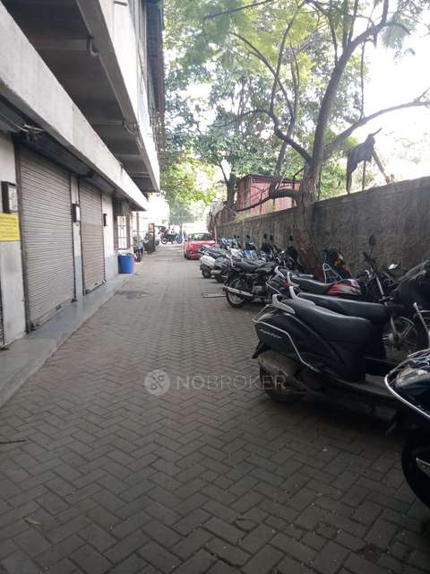 Office Space in Shankarsheth Flyover, Pune for Rent 