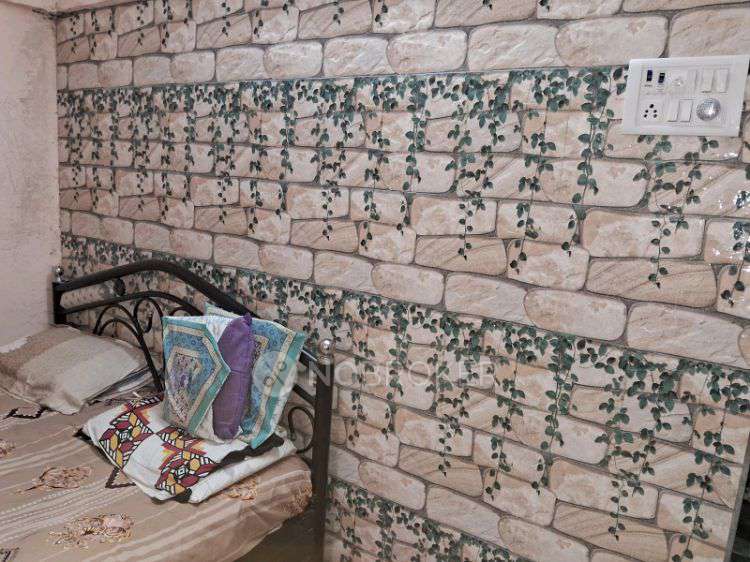 1 BHK Flat In Maitree Chsl For Sale  In Sheetal Nagar Bus Stop