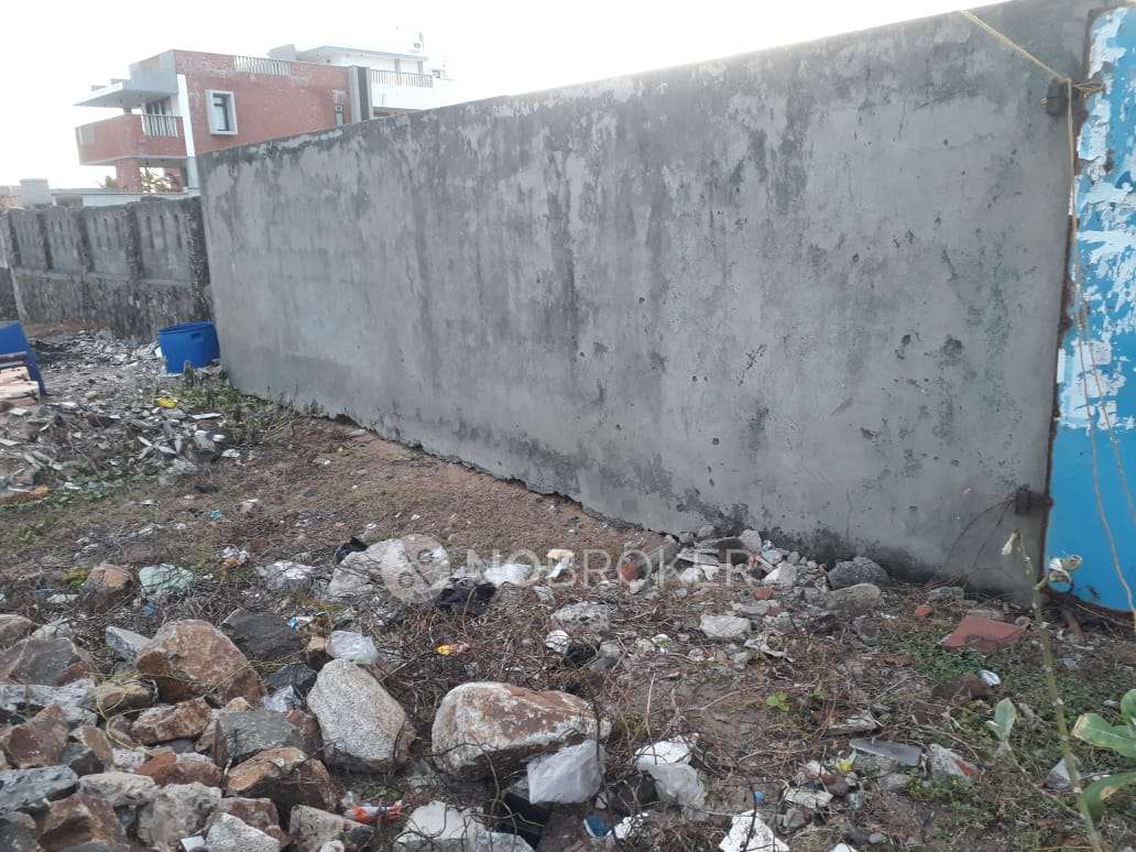 Plot For Sale  In Palavakkam