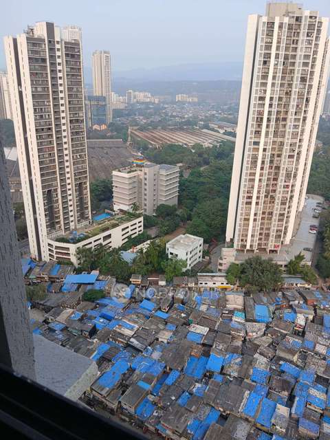 1 BHK Flat For Sale  In Kandivali East