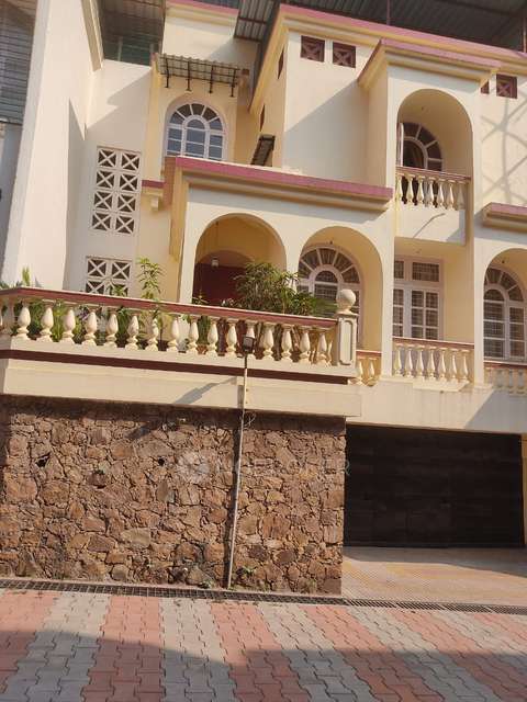 4 BHK House For Sale  In Trombay