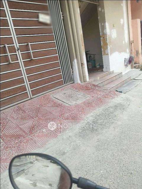 1 RK House for Rent  In  Sector 17,