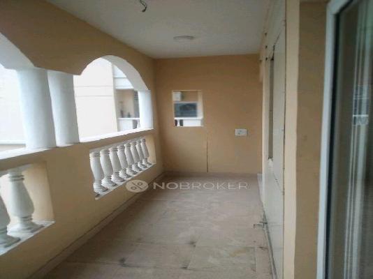 3 BHK Flat In Purvanchal Royal City For Sale  In Chi V