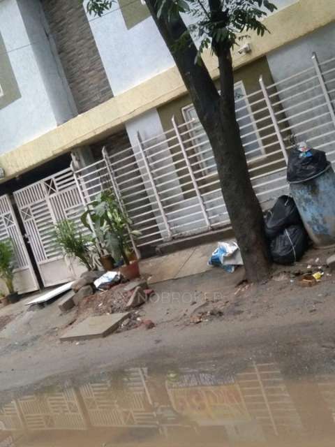 PG for Girls in Brookefield