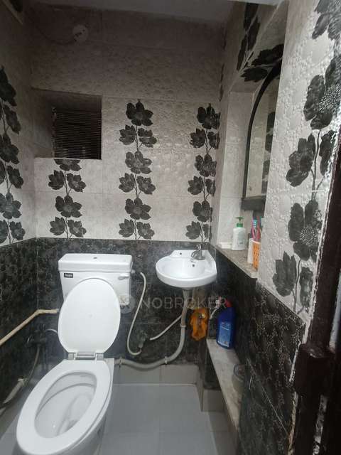 2 BHK Flat In Dda Flats For Sale  In A Block Dilshad 