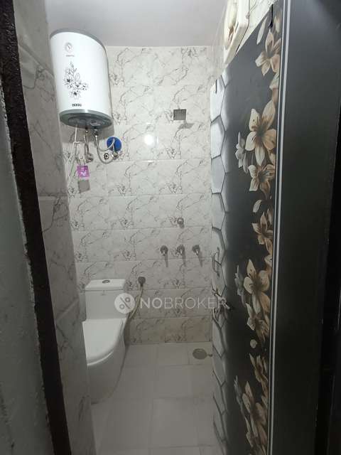 2 BHK Flat In Dda Flats For Sale  In A Block Dilshad 