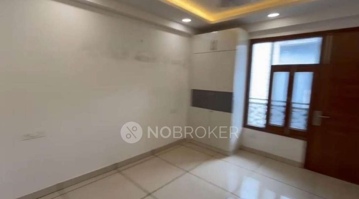 3 BHK Flat In Chhattarpur Enclave Phase 2 For Sale  In Chhatarpur, New Delhi