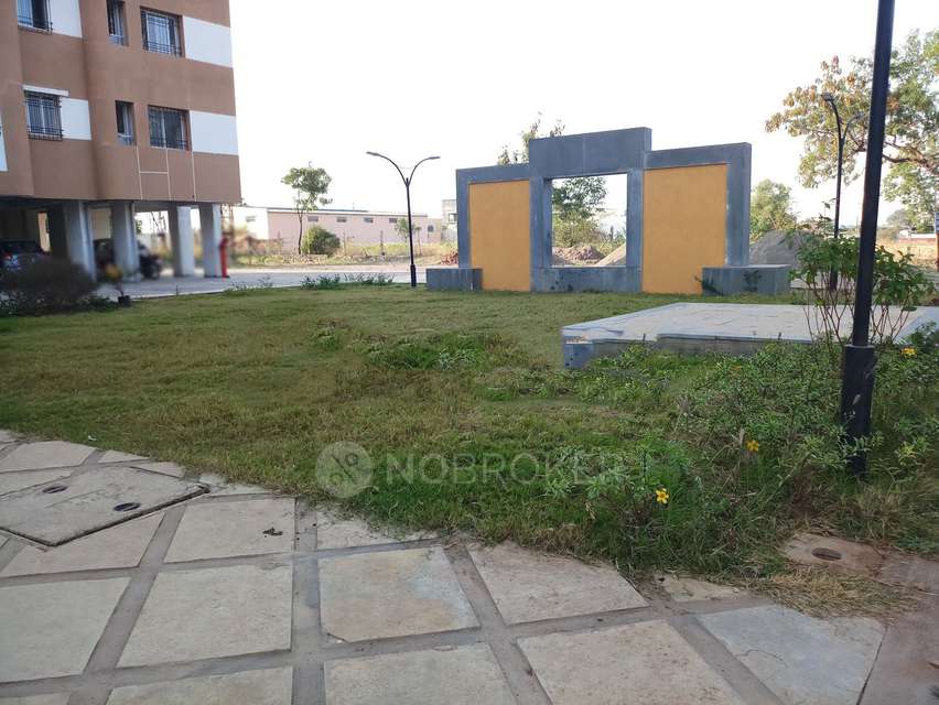 2 BHK Flat In Dreams Rakshak For Sale  In Wagholi, Pune