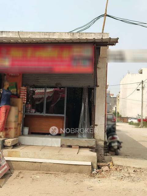 Shop in Chhapraula, Ghaziabad for Rent 