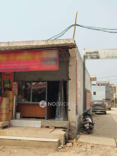 Shop in Chhapraula, Ghaziabad for Rent 