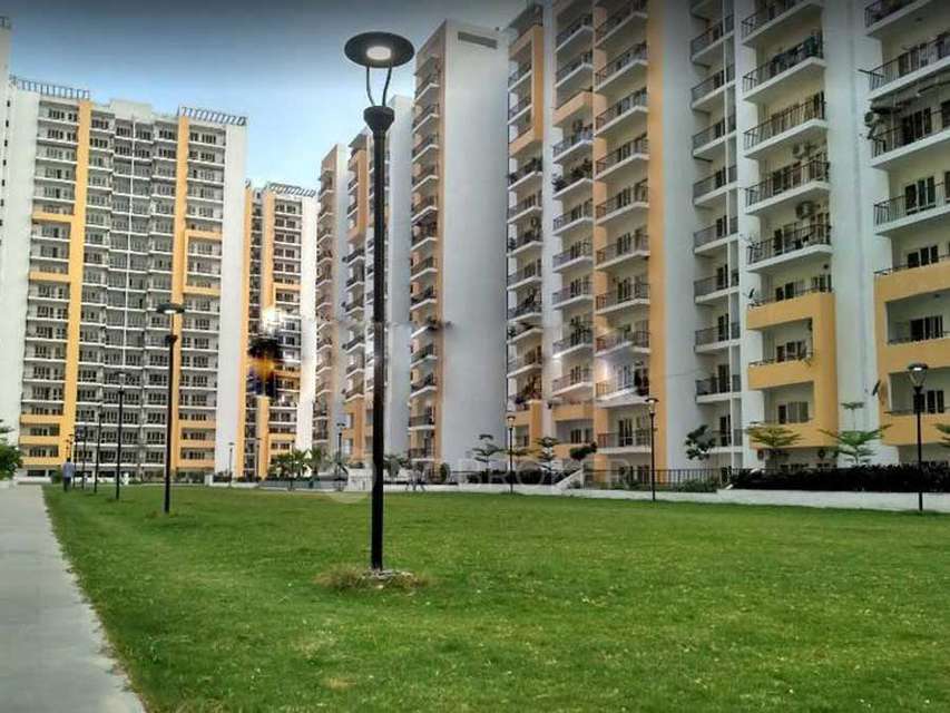 2 BHK Villa In Panchsheel Greens 2 For Sale  In Sector 16b