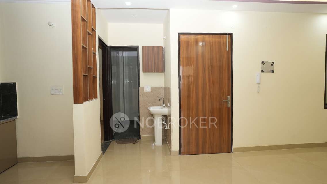 3 BHK Flat In Ap For Sale  In Indra Park Palam Colony