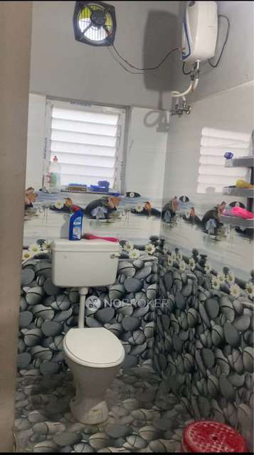 3 BHK Flat In Vasanthi Flats For Sale  In Mudichur