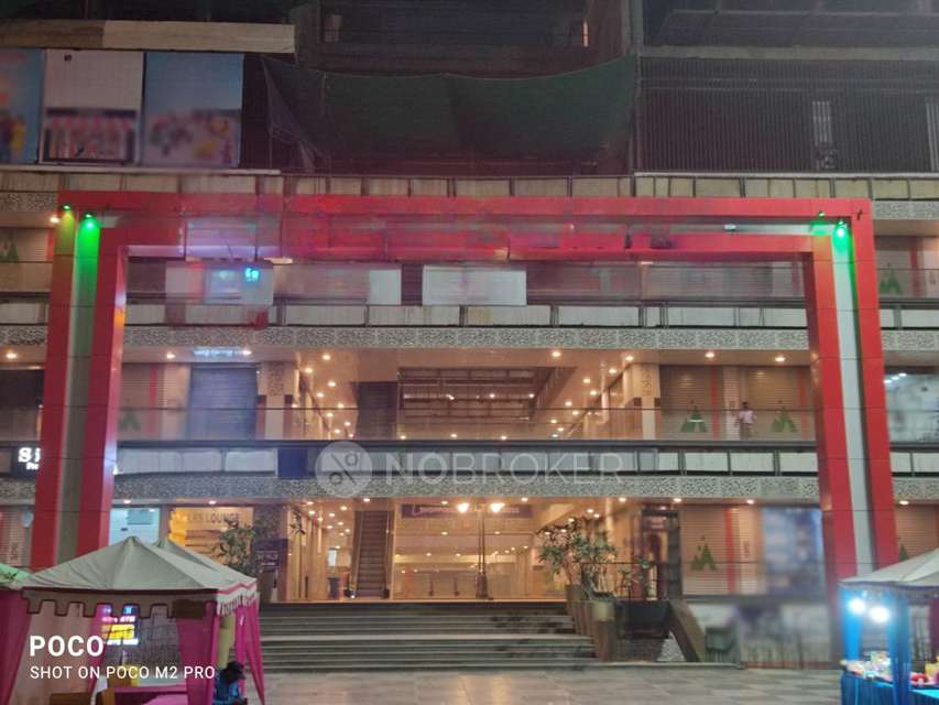 Shop in Sector 4, Greater_noida for sale 