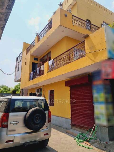 4+ BHK Flat For Sale  In Sangam Vihar