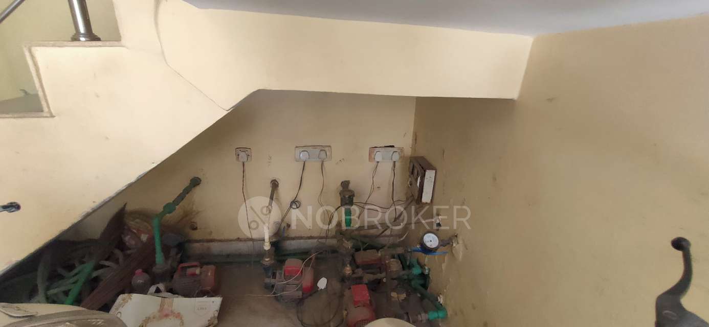 4+ BHK House For Sale  In Dwarka