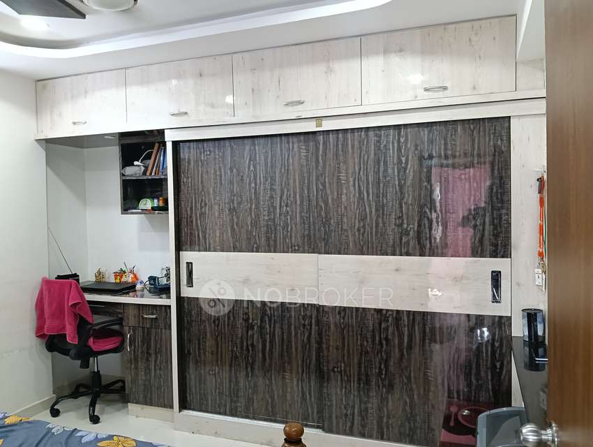 3 BHK Flat In Acropolis Buildwell For Sale  In R Krishnaiah Nagar