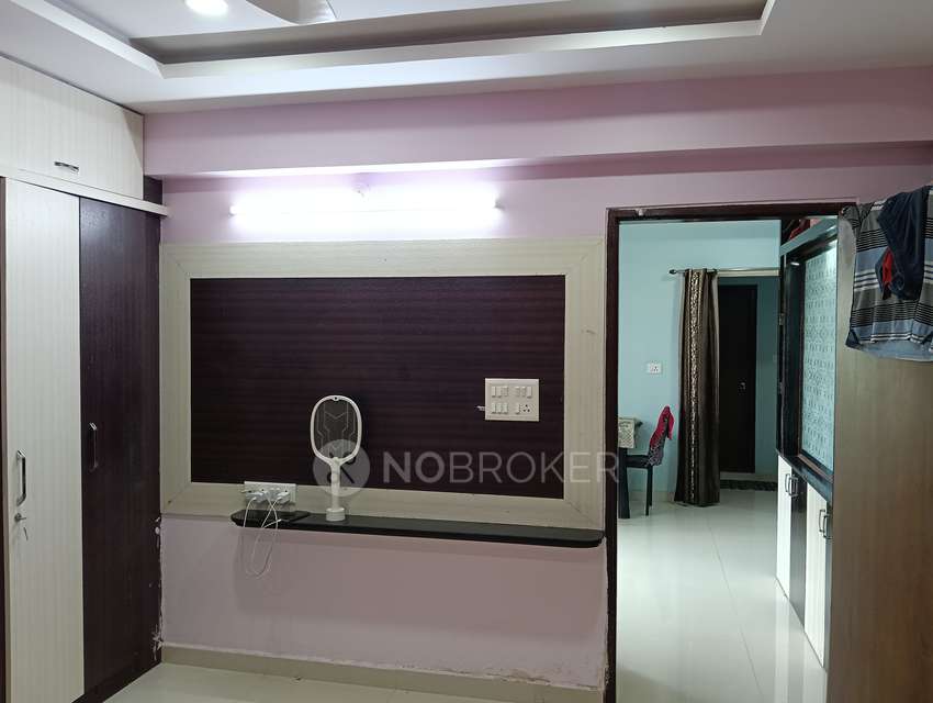 3 BHK Flat In Acropolis Buildwell For Sale  In R Krishnaiah Nagar