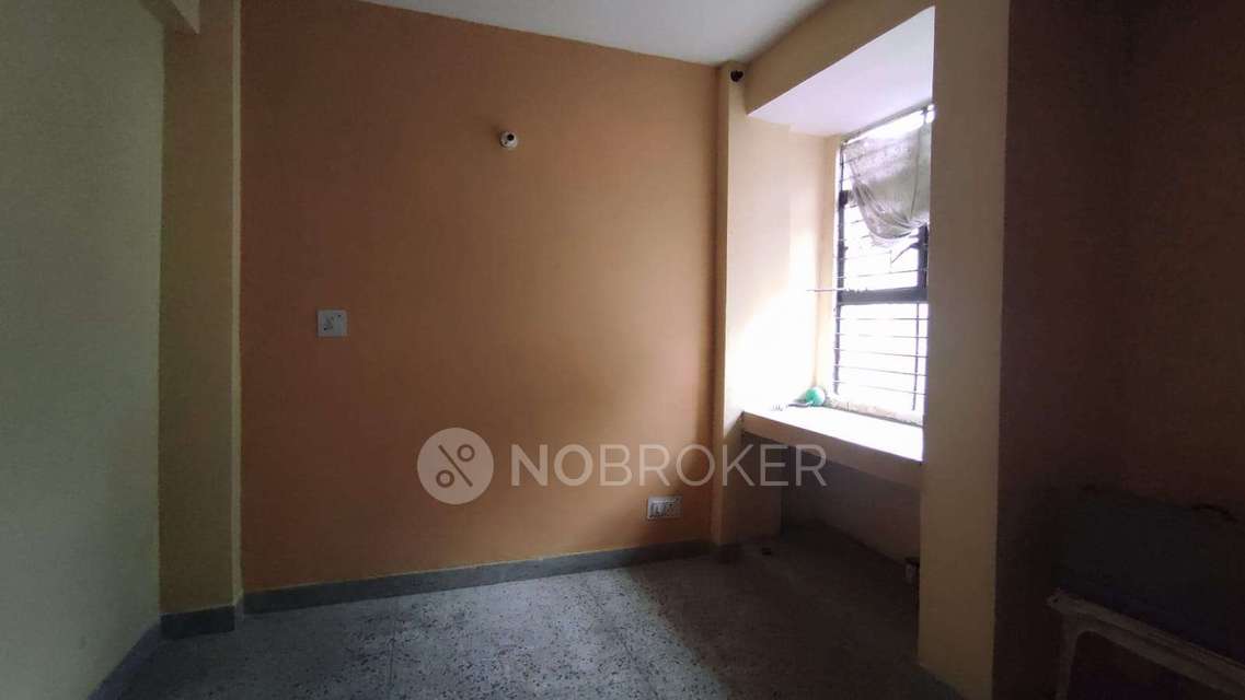 1 BHK Flat In Sanskriti Apartments, Sector-28 ,rohini,delhi for Rent  In Rohini