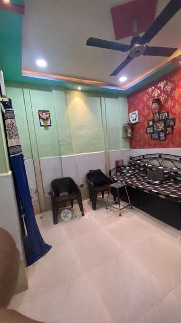 1 BHK Flat In Chikhalwadi Rahiwashi Sangh For Sale  In Sion