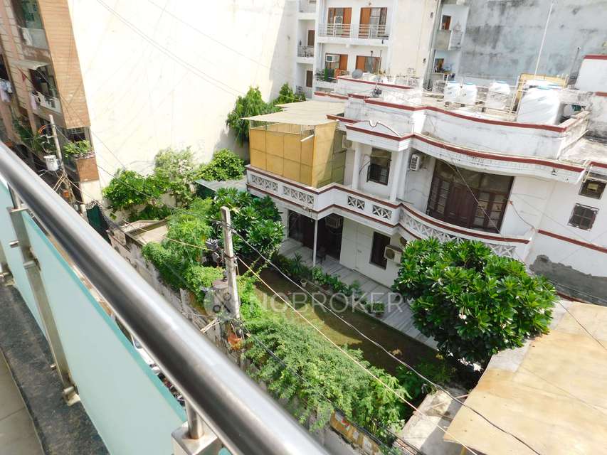 4 BHK Flat For Sale  In Sainik Farm