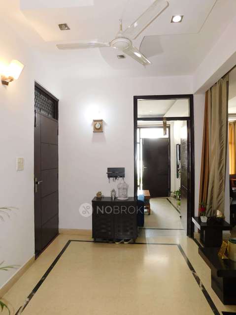 4 BHK Flat For Sale  In Sainik Farm
