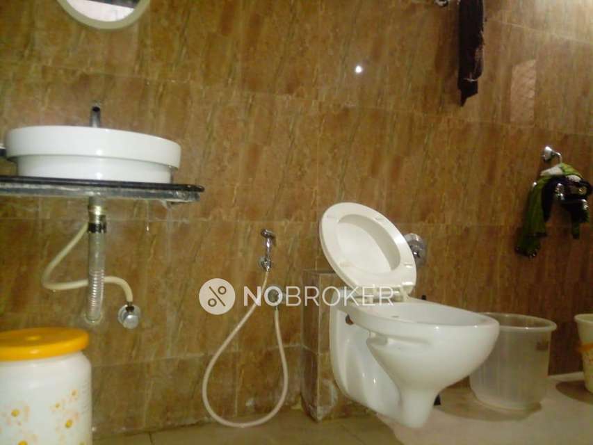 4 BHK Flat In Zam Zam Residency For Sale  In Agripada