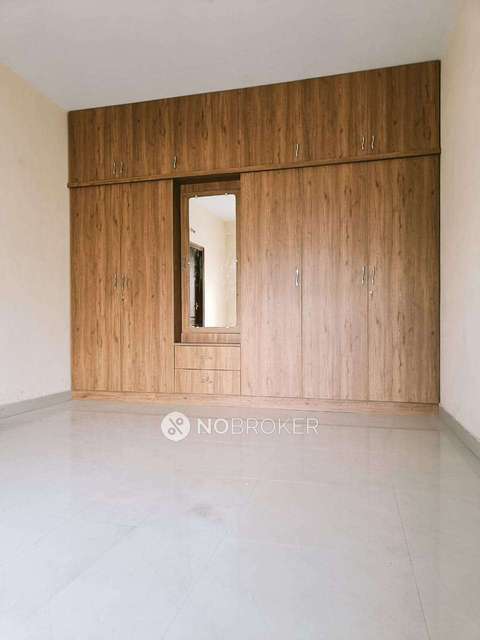 2 BHK Flat In Himagiri Castle For Sale  In Jp Nagar