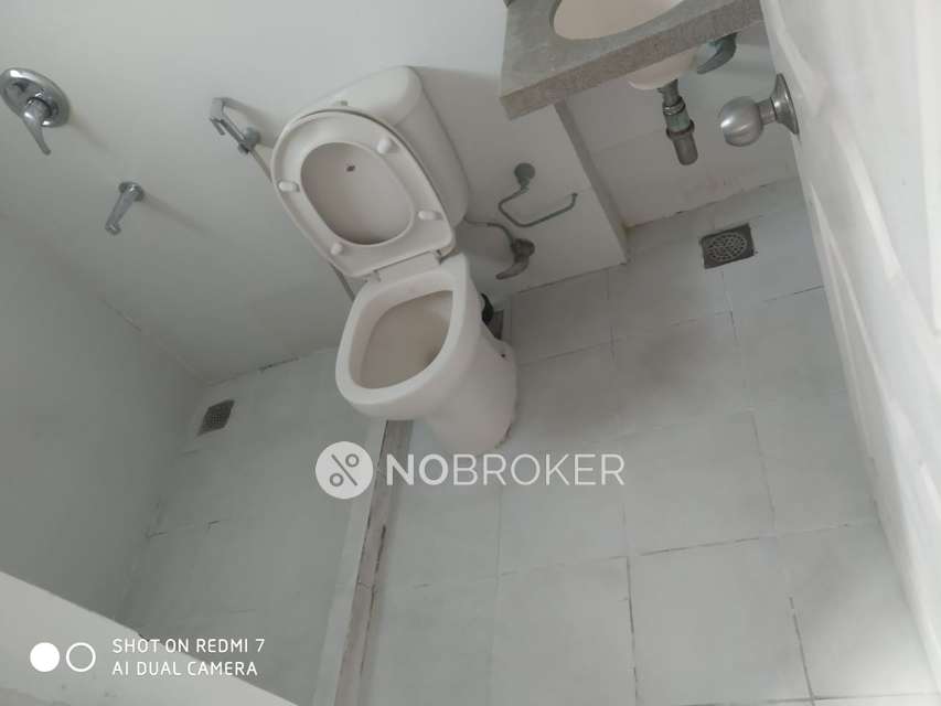 3 BHK Flat In Victoria Towers For Sale  In Kazhipattur