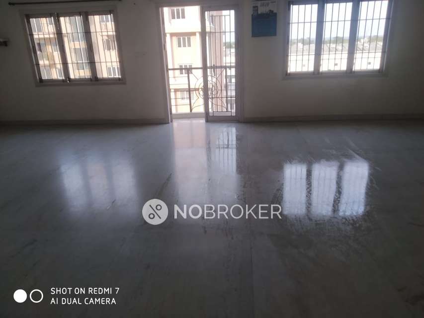 3 BHK Flat In Victoria Towers For Sale  In Kazhipattur