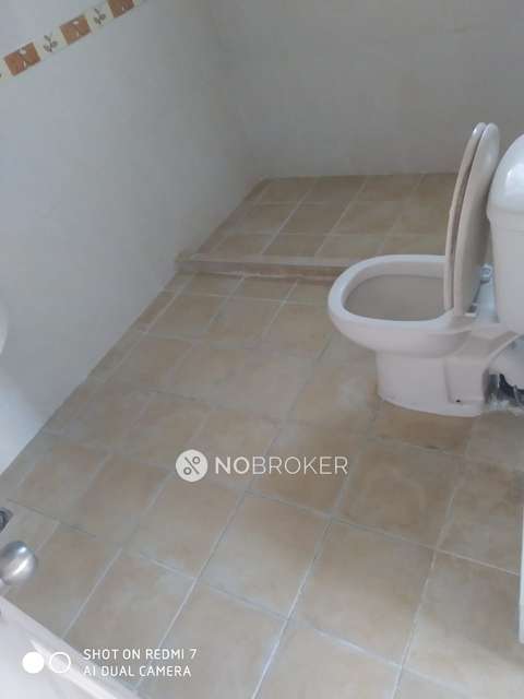 3 BHK Flat In Victoria Towers For Sale  In Kazhipattur